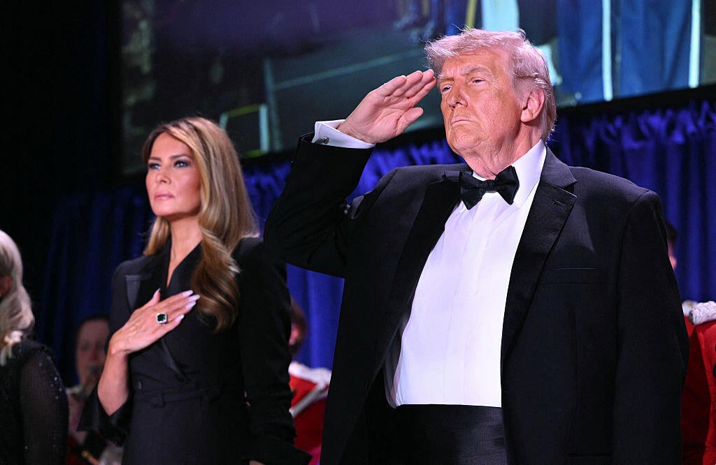 Trump attends White House Correspondents’ Dinner, his first as president