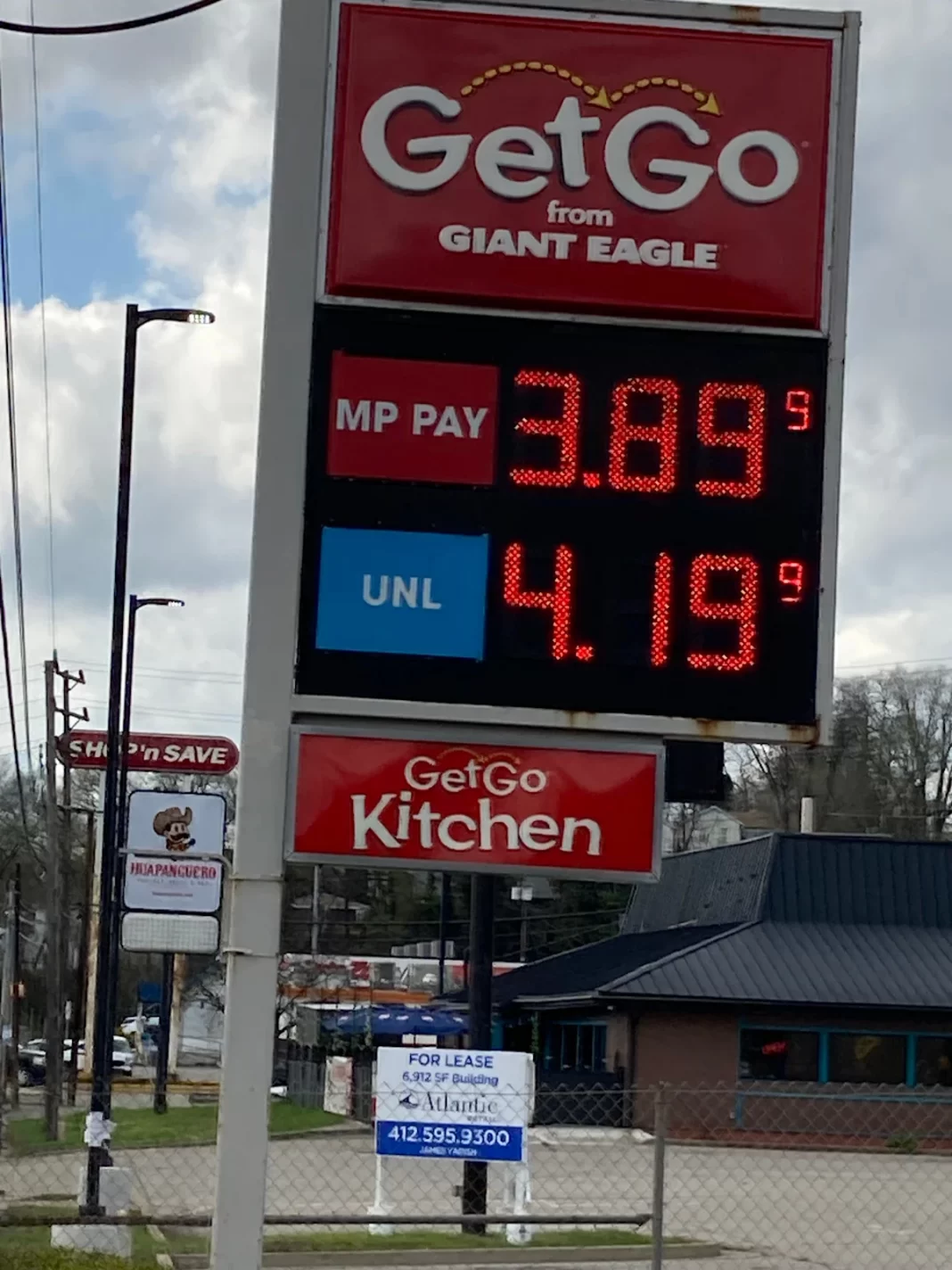 Gas prices top $4 per gallon in the Beaver Valley. What to expect
