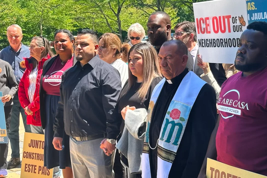 Judge dismisses human smuggling charges against Kilmar Abrego Garcia, who was mistakenly deported