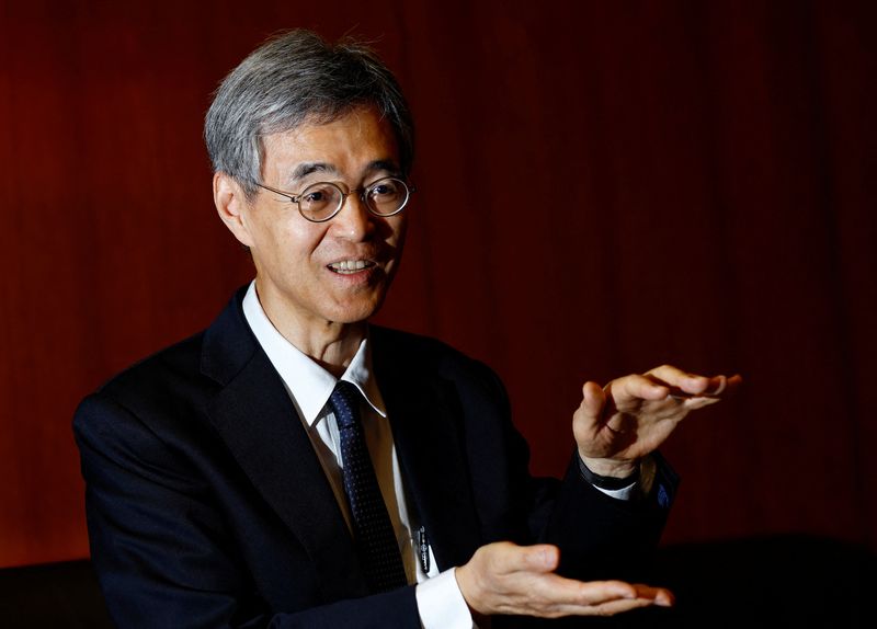 BOJ’s Himino says Mideast developments will factor into rate decision