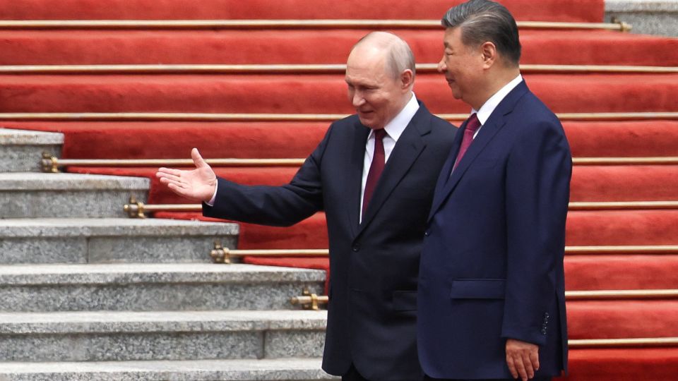 China’s Xi gives Putin a red-carpet welcome – and makes a veiled jab at the US