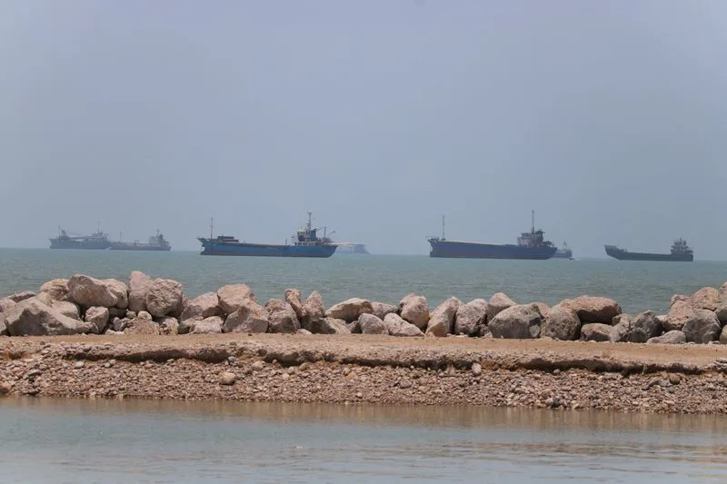 Oil flowing through the strait, says Vance, but Israeli strikes in Lebanon raise doubts over peace