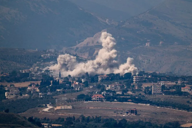 Israel and Lebanon agree to implementation of ceasefire