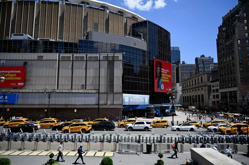 New York permit, other clues point to July 3 Taylor Swift wedding, NYT says