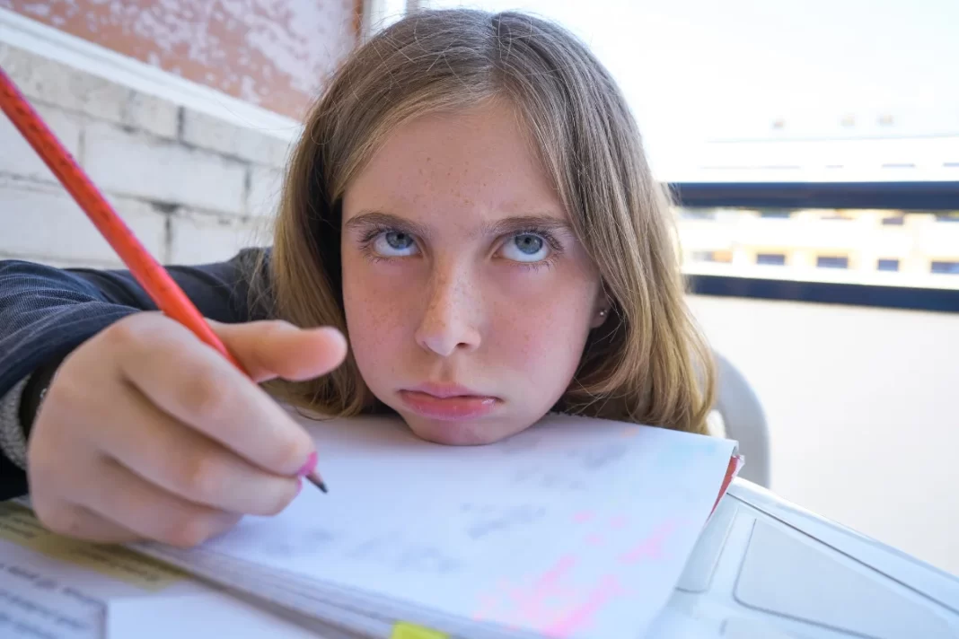 8-year-old has perfect response to sexist, outdated homework. The teacher marked it wrong.
