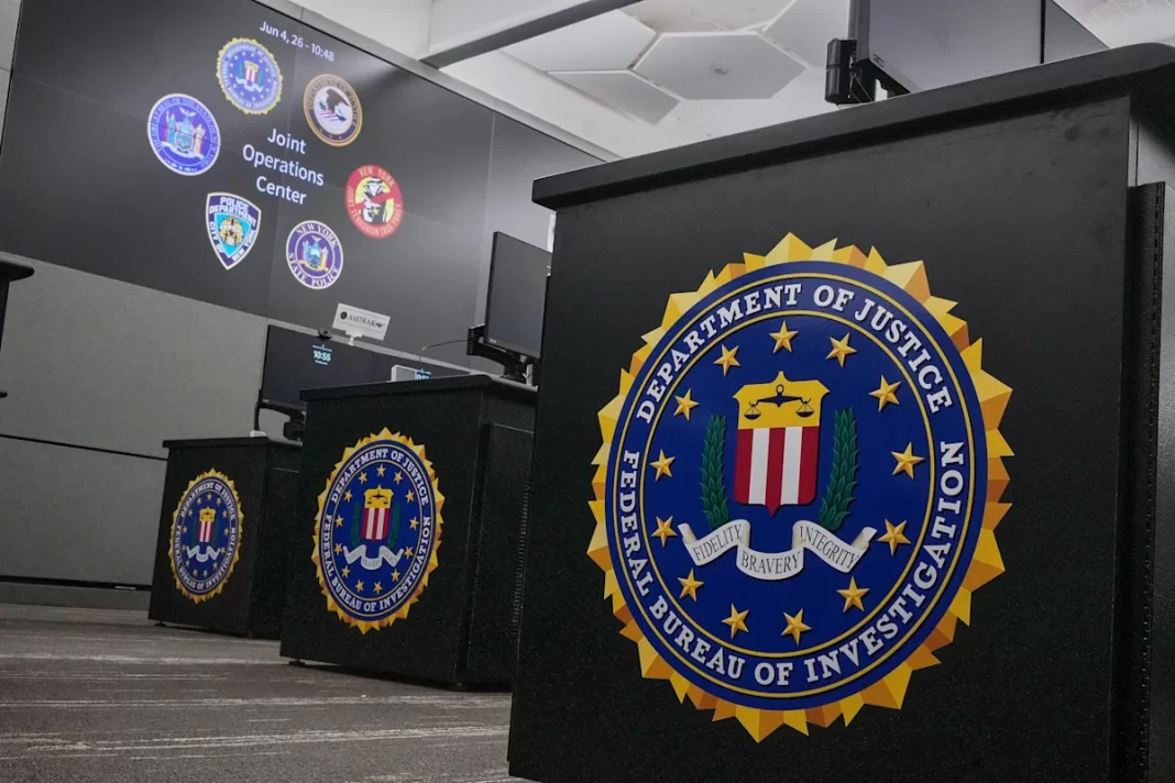 Top FBI agent in Chicago abruptly leaving post after being pushed to retire, AP sources say