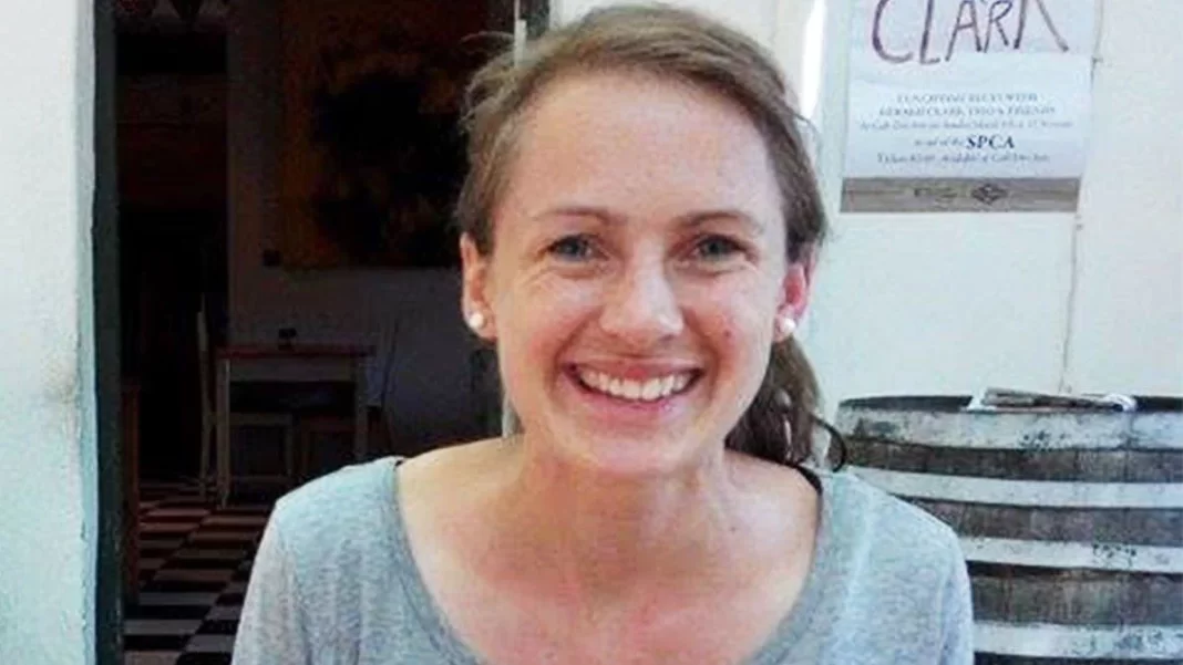 Greek police looking for ‘American friends’ of dead woman found in suitcase