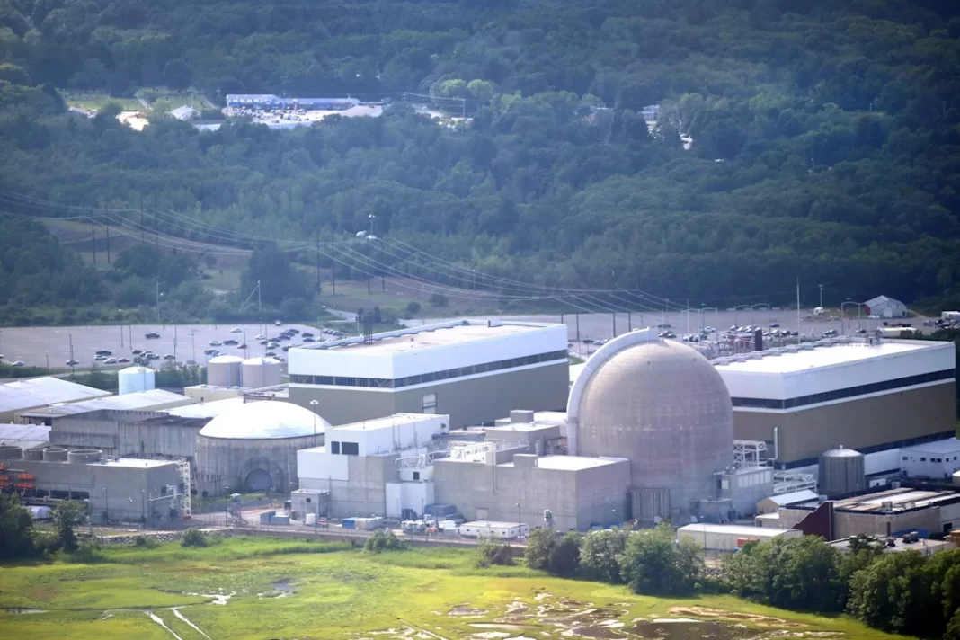 Transformer fire at Seabrook nuclear plant knocked down, police say, no public risk