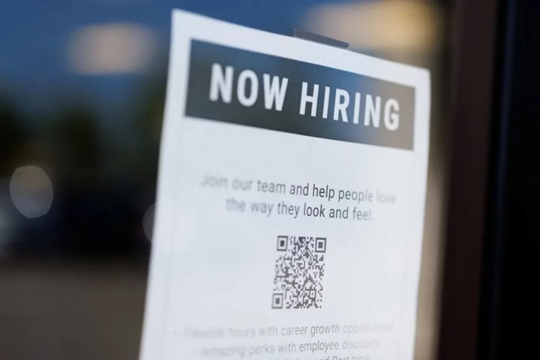 US unemployment claims dipped last week, showing stability in job market