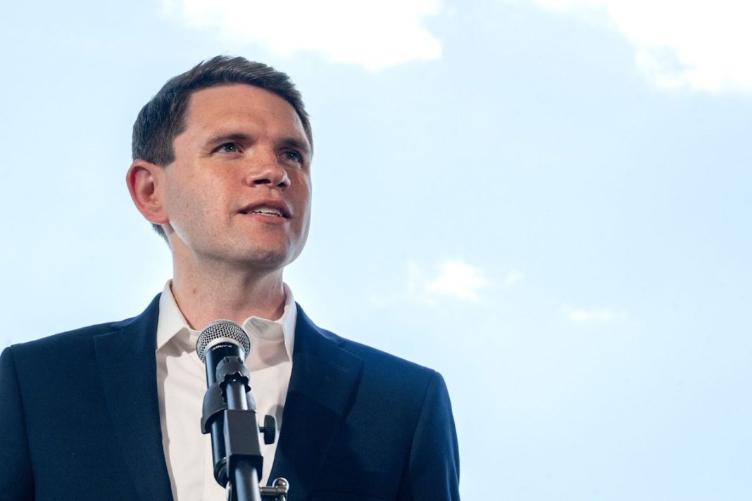 Texas Senate race tightens as fourth straight poll shows slim gap