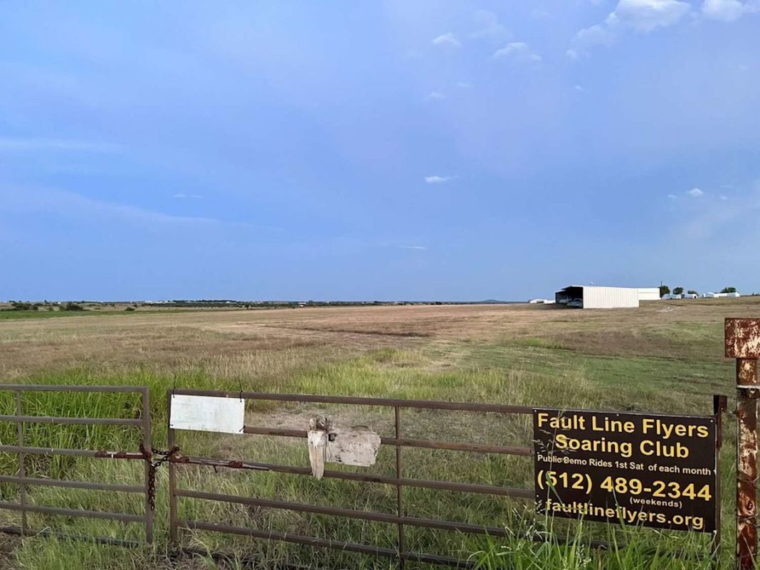 NTSB releases new details on fatal Burnet County glider crash